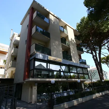 Otel Monica